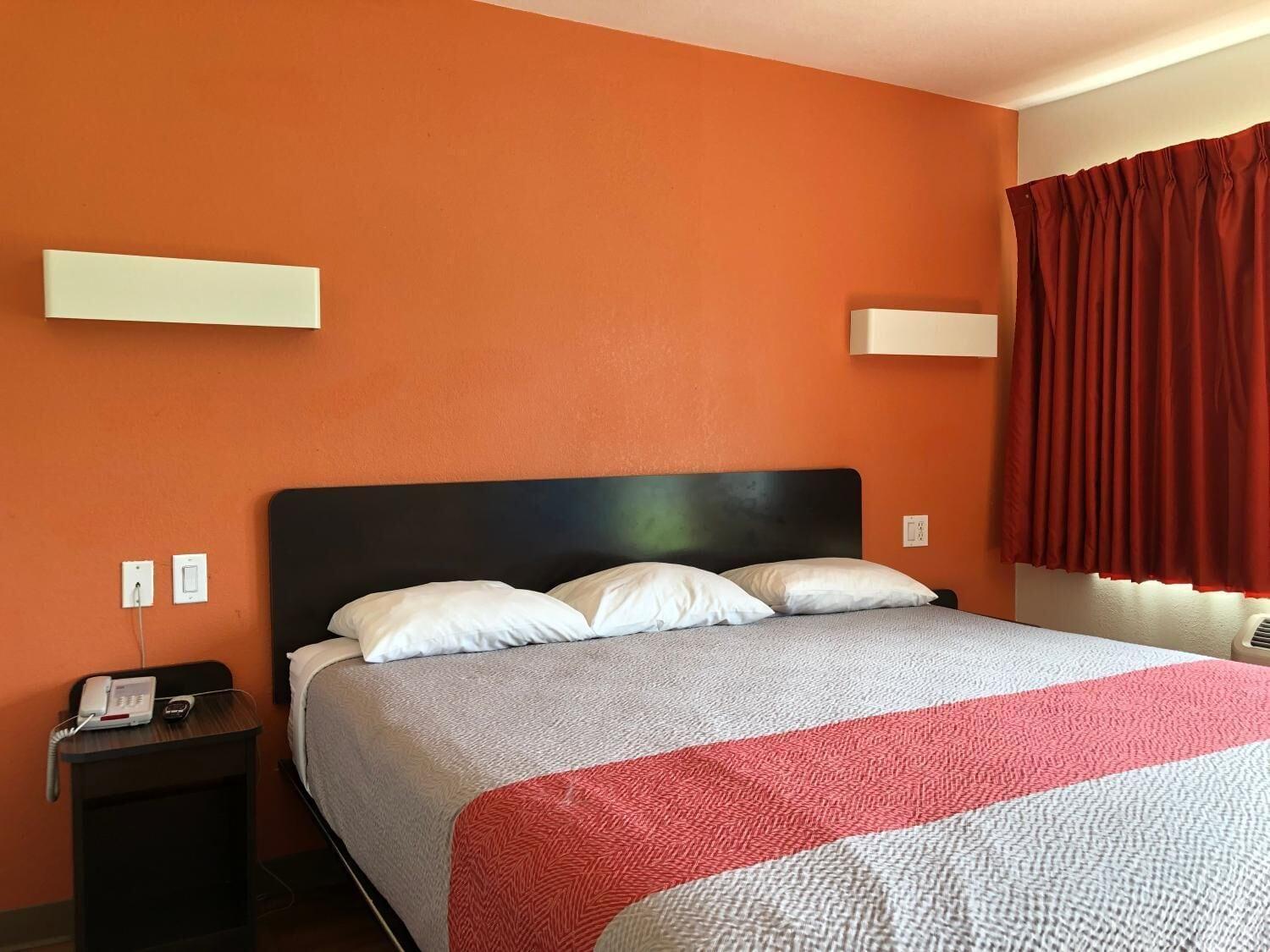 Motel 6-Clute, Tx Bagian luar foto