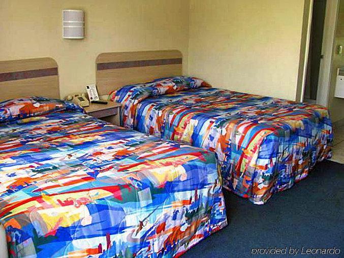 Motel 6-Clute, Tx Bagian luar foto